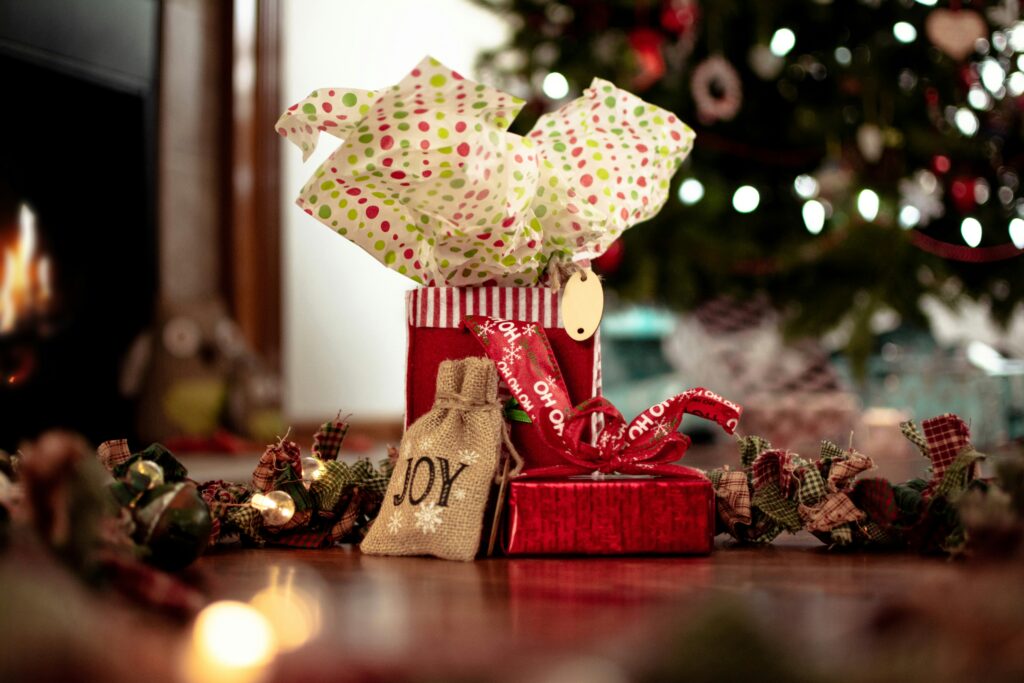 Minimalist gifts in Vancouver: Christmas presents at the foot of the Christmas tree