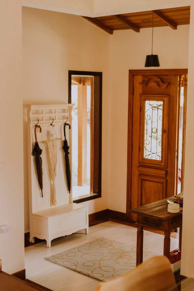Airbnb-Ready: How to Organize Your Home for Short-Term Rentals in Vancouver and Victoria 2 Airbnb-Ready: How to Organize Your Home for Short-Term Rentals in Vancouver and Victoria - Harmony Home Organizing